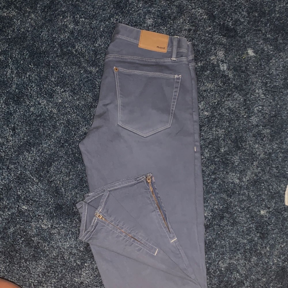 Size28- Madewell blue Jean 7/8 length w/ zip ankle